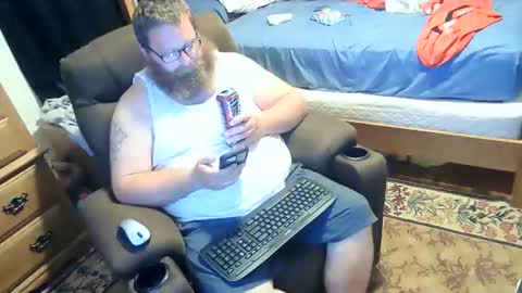 Snapshot of nerdychub4fun chatting on April 2026 12:53:01 AM nerdychub4fun online show from April 2026 12:53:01 AM