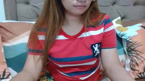 nerdysweetpinay online show from September 2025 01:32:01 PM