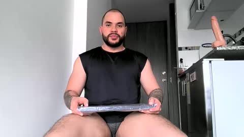 Snapshot of neron_xxl chatting on November 2025 05:02:01 PM neron XXL online show from November 2025 05:02:01 PM