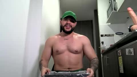 Snapshot of neron_xxl chatting on November 2025 12:11:02 AM neron XXL online show from November 2025 12:11:02 AM