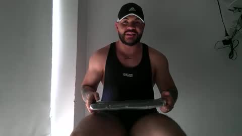 Snapshot of neron_xxl chatting on December 2025 02:12:02 PM neron XXL online show from December 2025 02:12:02 PM