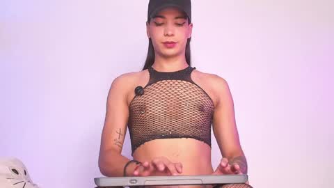 Aleja online show from May 2026 09:41:02 PM