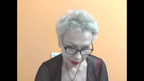NessyJenixs online show from November 2025 03:12:01 PM