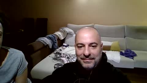 Snapshot of neuronas33 chatting on November 2025 05:29:01 AM Volsonov online show from November 2025 05:29:01 AM