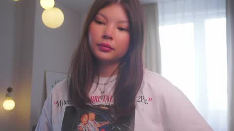 Yuna  online show from May 2026 12:02:01 PM