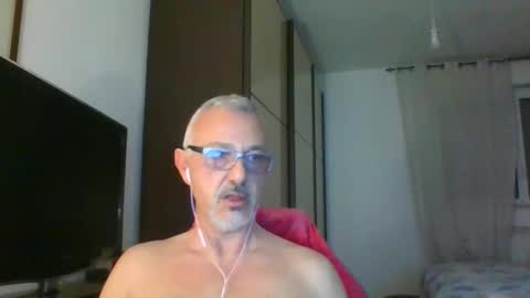 Snapshot of nevenerabis chatting on January 2025 01:21:02 AM nevenerabis online show from January 2025 01:21:02 AM