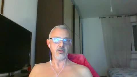 Snapshot of nevenerabis chatting on January 2025 04:23:01 AM nevenerabis online show from January 2025 04:23:01 AM