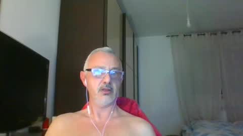 Snapshot of nevenerabis chatting on January 2025 03:53:01 AM nevenerabis online show from January 2025 03:53:01 AM