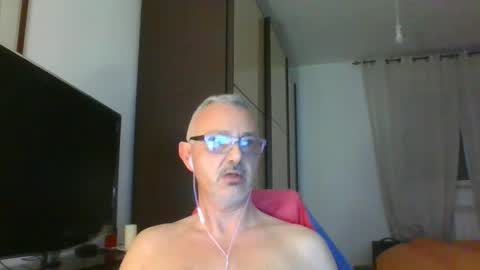 Snapshot of nevenerabis chatting on February 2025 08:15:01 PM nevenerabis online show from February 2025 08:15:01 PM