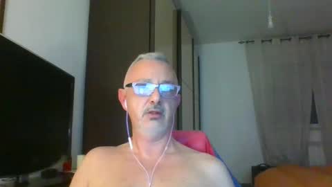 Snapshot of nevenerabis chatting on February 2025 02:27:01 AM nevenerabis online show from February 2025 02:27:01 AM