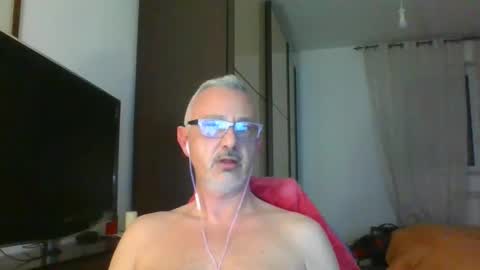 Snapshot of nevenerabis chatting on February 2025 10:14:02 PM nevenerabis online show from February 2025 10:14:02 PM