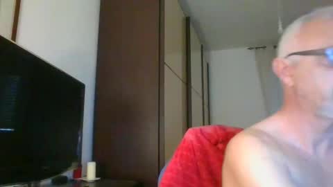 Snapshot of nevenerabis chatting on March 2025 04:38:02 PM nevenerabis online show from March 2025 04:38:02 PM
