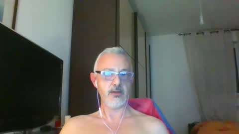 Snapshot of nevenerabis chatting on March 2025 01:53:02 AM nevenerabis online show from March 2025 01:53:02 AM