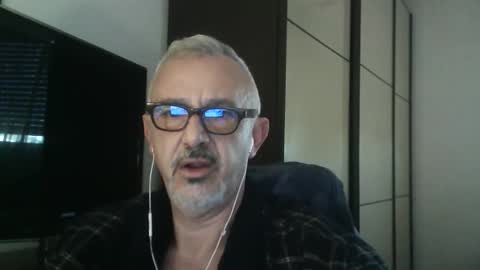 Snapshot of nevenerabis chatting on November 2025 12:17:01 PM nevenerabis online show from November 2025 12:17:01 PM