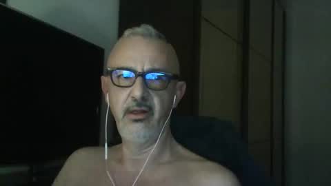 Snapshot of nevenerabis chatting on November 2025 10:03:02 PM nevenerabis online show from November 2025 10:03:02 PM