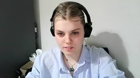 never_enoughh online show from June 2026 05:26:02 PM