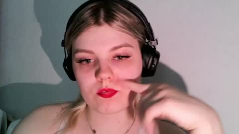 never_enoughh online show from June 2026 05:33:02 PM