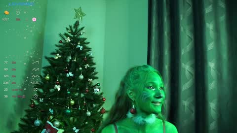 Snapshot of new_boobs chatting on December 2024 11:24:02 PM Maria 3 online show from December 2024 11:24:02 PM