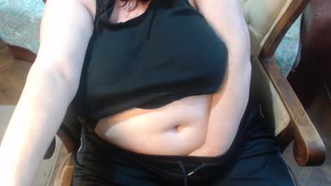 Lilly  online show from December 2024 01:21:01 PM