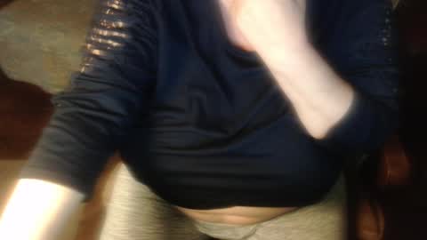 Lilly  online show from December 2024 02:28:01 AM