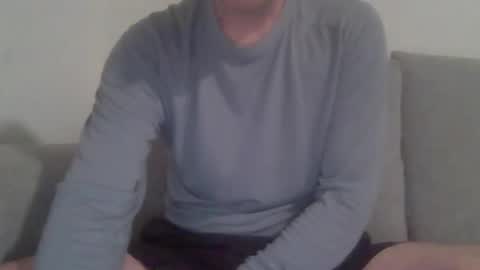 newduser06 online show from February 2026 03:49:01 AM