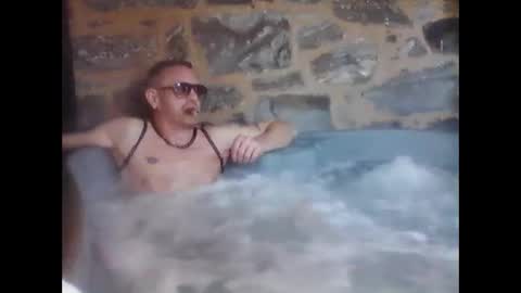 newfun11 online show from December 2024 08:14:02 PM