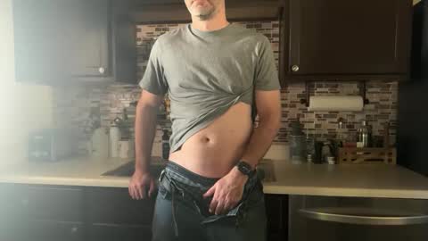 Snapshot of newguy_097 chatting on September 2025 12:00:02 AM newguy_097 online show from September 2025 12:00:02 AM