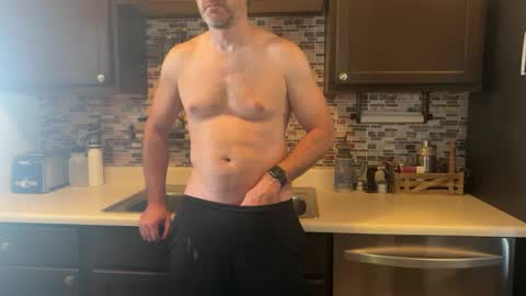 newguy_097 online show from September 2025 10:04:01 PM