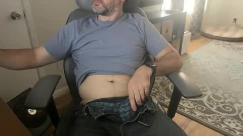 newguy_097 online show from October 2025 09:54:02 PM