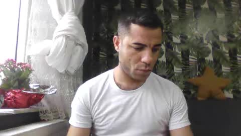 newworld0 online show from February 2025 01:46:01 PM