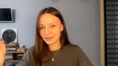 Agne online show from November 2025 03:13:02 PM