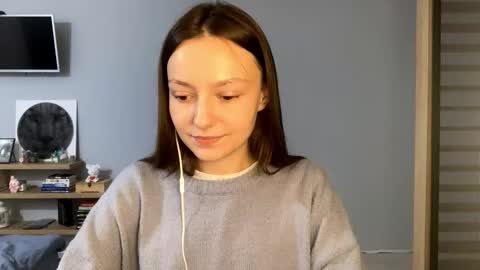 Agne online show from November 2025 03:12:01 PM