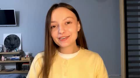 Agne online show from November 2025 02:04:01 PM