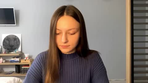 Agne online show from November 2025 01:00:01 PM