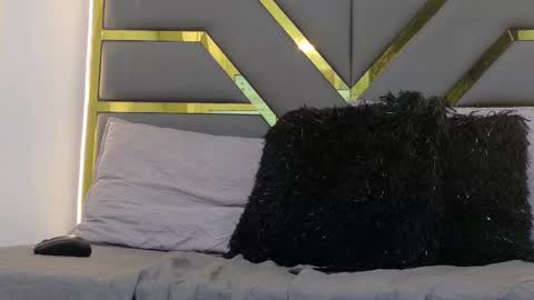 Snapshot of neytanmalcon chatting on November 2025 12:10:01 AM neytanmalcon online show from November 2025 12:10:01 AM