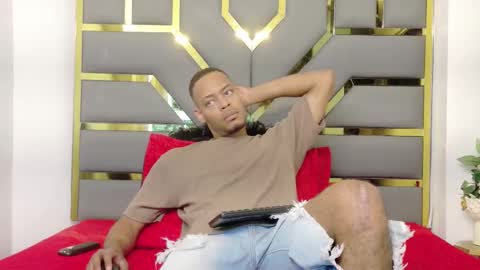 Snapshot of neytanmalcon chatting on December 2025 08:03:02 PM neytanmalcon online show from December 2025 08:03:02 PM