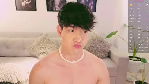   online show from October 2025 12:33:02 AM