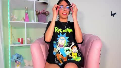 Snapshot of nezo_ chatting on February 2025 05:26:02 AM Angie Instagram angie julianac add me online show from February 2025 05:26:02 AM