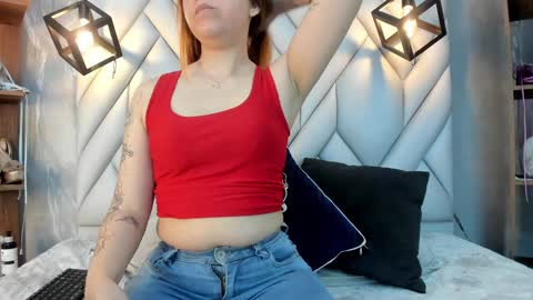 Snapshot of nezukokamado1_ chatting on February 2025 01:51:02 PM Milena online show from February 2025 01:51:02 PM