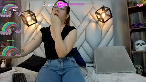 Snapshot of nezukokamado1_ chatting on February 2025 07:44:02 PM Milena online show from February 2025 07:44:02 PM