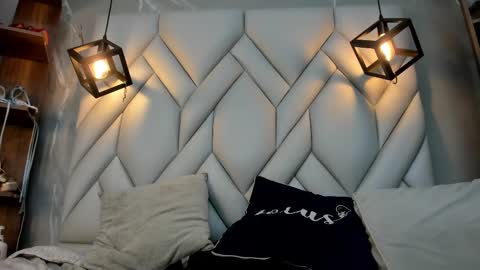 Snapshot of nezukokamado1_ chatting on February 2025 07:17:02 PM Milena online show from February 2025 07:17:02 PM