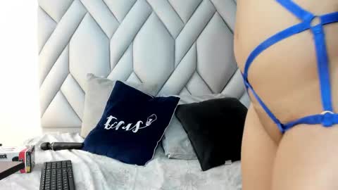 Snapshot of nezukokamado1_ chatting on February 2025 05:26:01 PM Milena online show from February 2025 05:26:01 PM