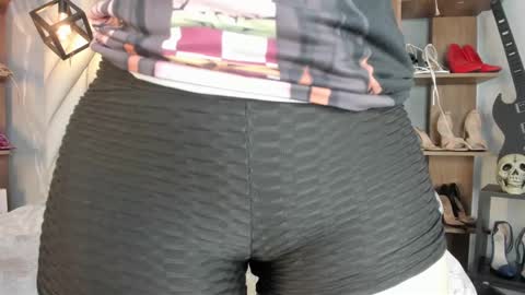 Snapshot of nezukokamado1_ chatting on March 2025 02:56:01 PM Milena online show from March 2025 02:56:01 PM