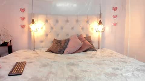 Milena online show from July 2026 01:13:02 PM