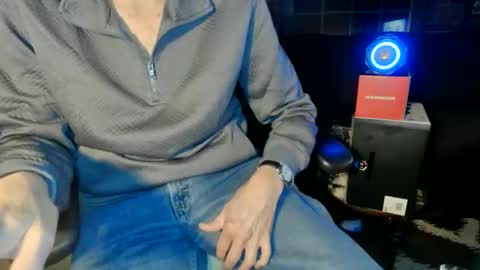 Snapshot of nfgwholoves2cum chatting on March 2026 01:42:01 AM NFG Nice Friendly Guy Dick online show from March 2026 01:42:01 AM