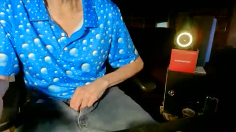 Snapshot of nfgwholoves2cum chatting on April 2026 02:16:01 AM NFG Nice Friendly Guy Dick online show from April 2026 02:16:01 AM