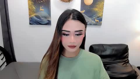 hottie nicole online show from November 2025 02:31:02 AM