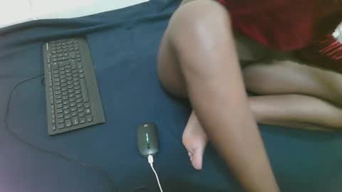 nia_0 online show from February 2026 06:46:01 PM