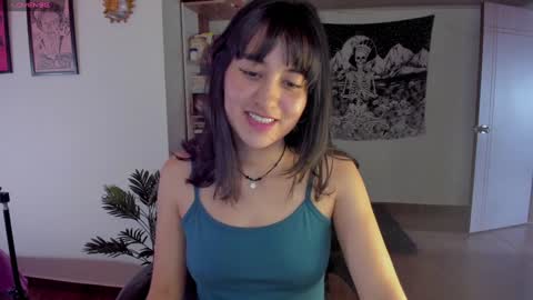 Snapshot of nia_blaze chatting on December 2024 07:41:02 PM Nia online show from December 2024 07:41:02 PM