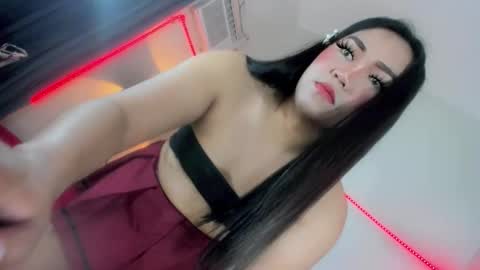nia_jaxx online show from May 2026 06:04:01 PM